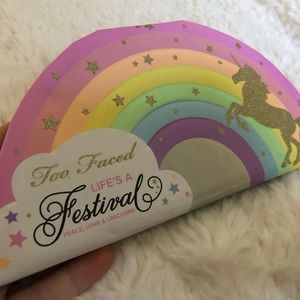 Too Faced - Life’s a Festival eye shadow palette